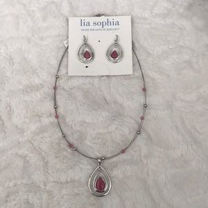 Lia Sophia Jewelry - Women’s Necklace Lia Sophia Jewelry - Women’s Necklace